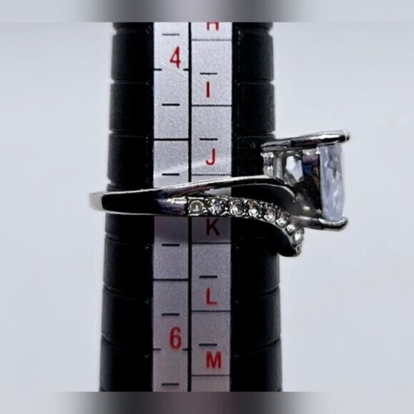 Sterling Silver 925 CZ Heart-Shaped Wedding Anniversary / Engagement - Picture 8 of 9